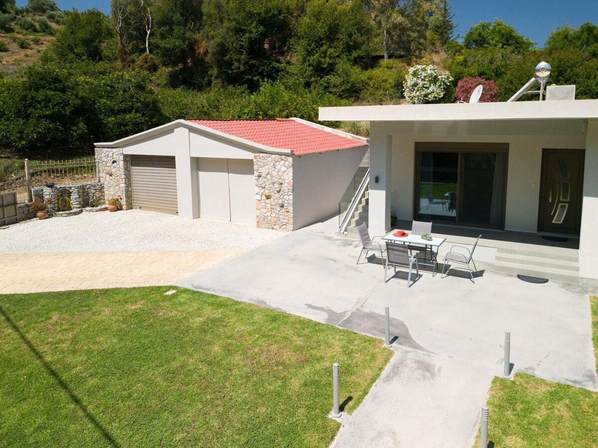 Villa Emily In Countryside La Canea Exterior foto