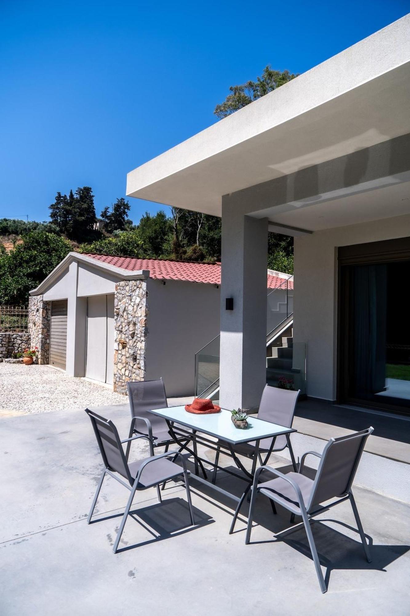 Villa Emily In Countryside La Canea Exterior foto