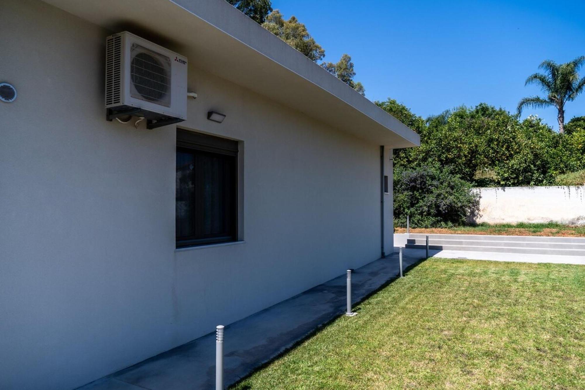 Villa Emily In Countryside La Canea Exterior foto